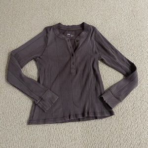 Aerie long sleeve Henley top